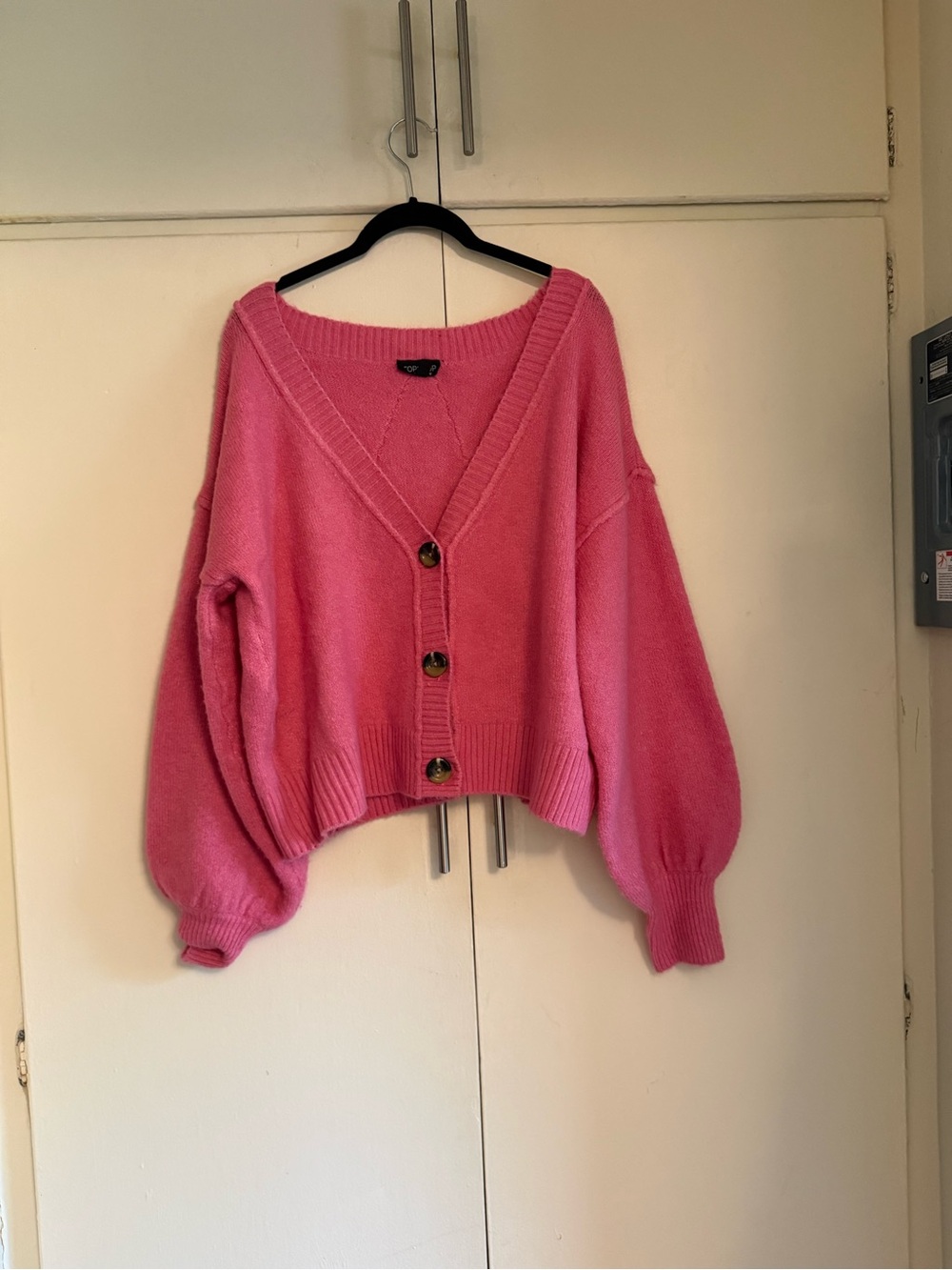 Topshop Bright Pink Button-Down V-Neck Balloon Sleeve Cardigan